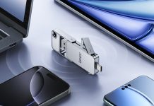 Lexar Dual Drive Portable SSD D70E