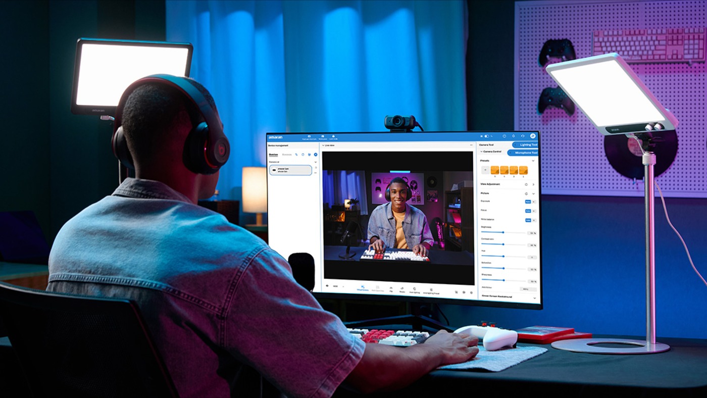 This 4K amaran webcam adjusts your lights for you - Videomaker
