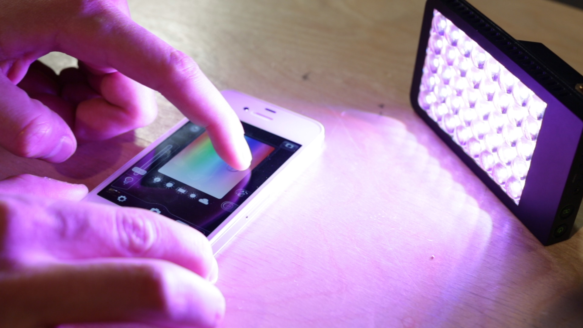 Rift Labs KICK Light Shines - Videomaker