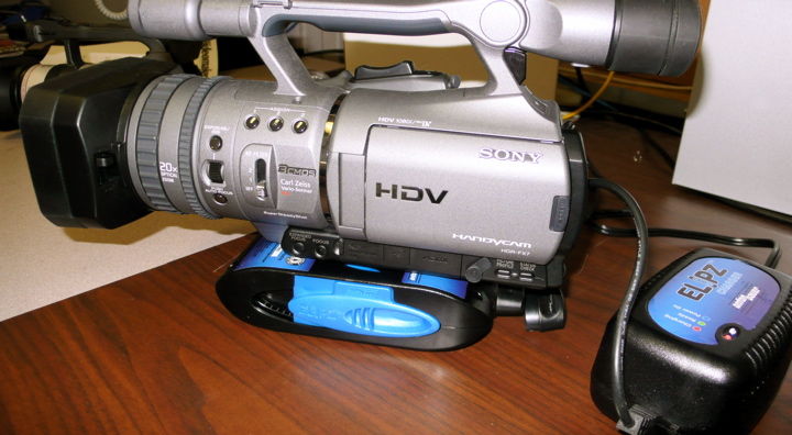 The Anton camcorder battery gets juiced up 