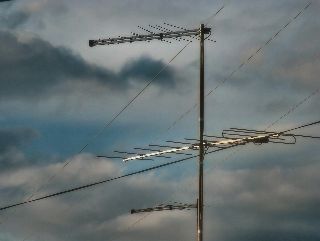 Less than 4 Percent are NOT ready for DTV. What's wrong with this picture?